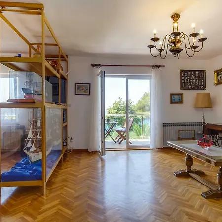 Magnolia Mali Lošinj