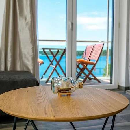 Magnolia Mali Lošinj