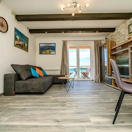 Magnolia Mali Lošinj