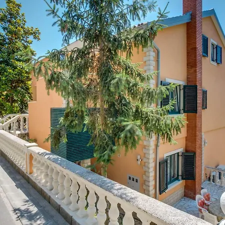 Apartment Magnolia Mali Lošinj