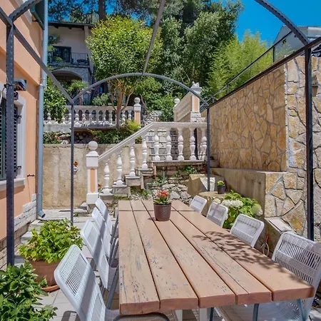 Apartment Magnolia Mali Lošinj