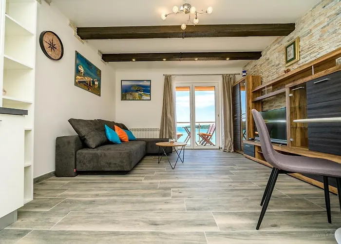 Magnolia マリ・ロシニュ